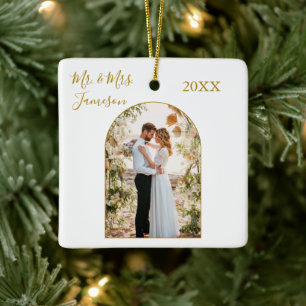 Elegant Calligraphy Arch Photo Frame Gold Newlywed Ceramic Ornament
