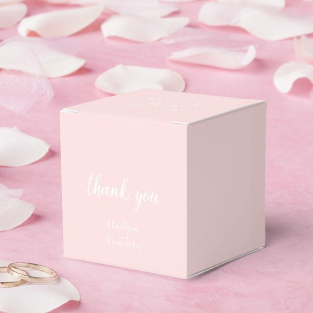 Elegant Calligraphy Pink White Monogram Wedding Favour Box (Elegant Calligraphy Pink White Monogram Wedding Favor Boxes)