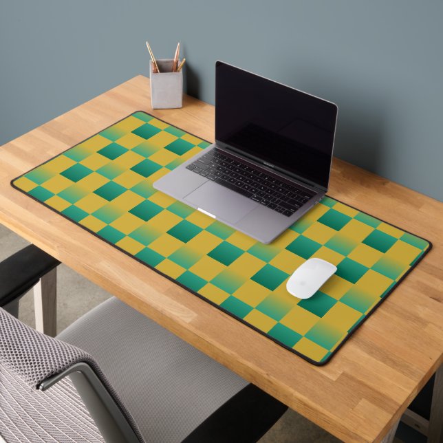 Elegant chequered pattern in green and gold  desk mat (Office 2)