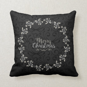 Elegant Christmas Floral Wreath   Throw Pillow