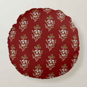 Elegant Christmas Mistletoe Pattern on Red Round Cushion