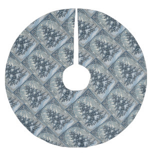 Elegant Christmas Yule Tree Snowflakes and Stars Brushed Polyester Tree Skirt