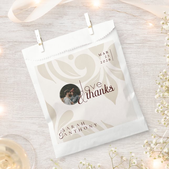 Elegant Classic Chic Damask Photo Wedding Favour Bags (Creator Uploaded)