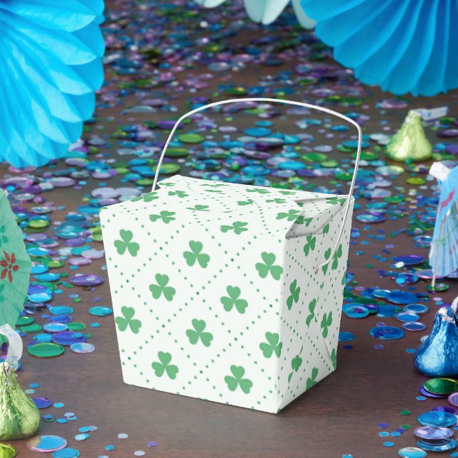 Elegant Clover Pattern Take Out 2x2x2.75 Favour Box (Party)