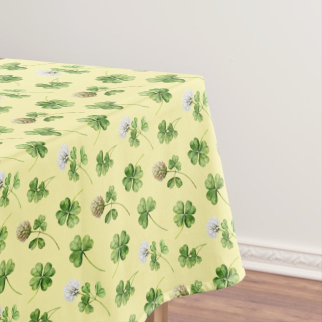Elegant Clovers Tablecloth (In Situ)