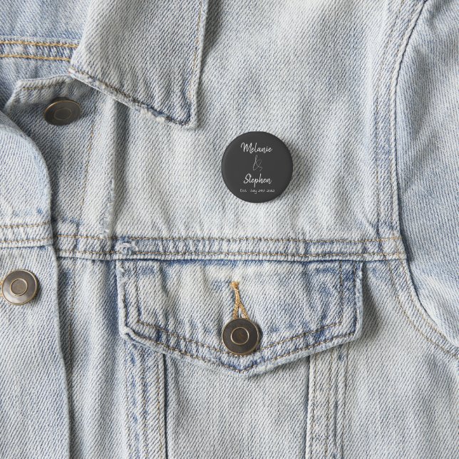 Elegant Couple Names Date Script Typography Grey 3 Cm Round Badge (In Situ)