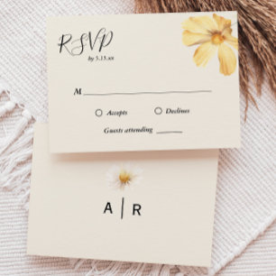 Elegant Daisy Wedding RSVP Card