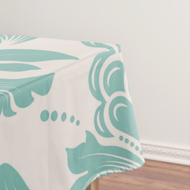 Elegant Damask Pattern Tablecloth (In Situ)