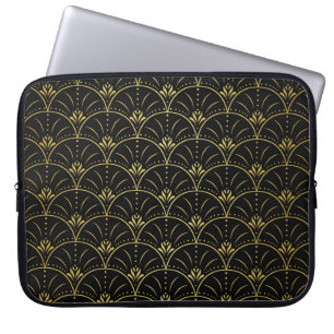 Elegant damask, vintage floral design. laptop sleeve