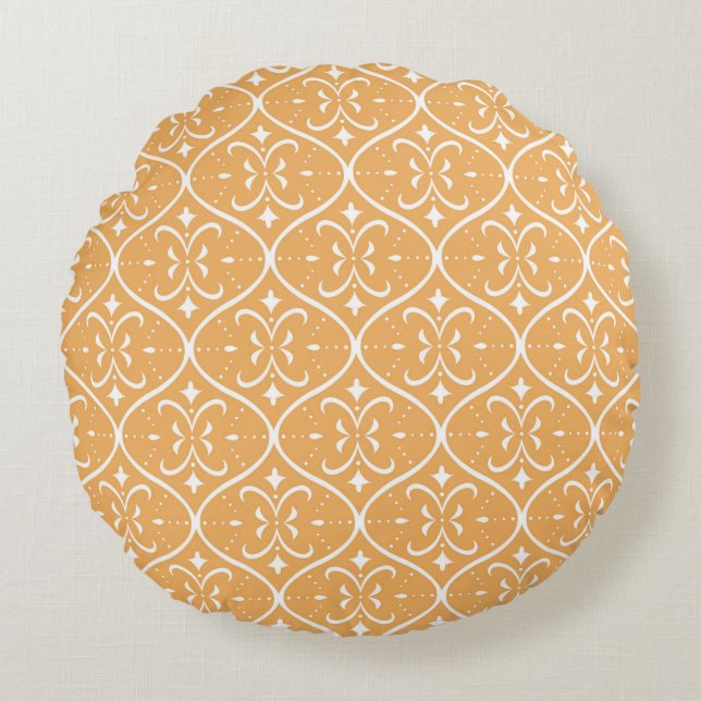 Elegant Decorative Flourish Seamless Pattern. Orie Round Cushion (Front)