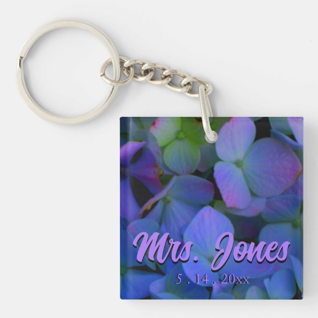 Elegant dusty blue purple floral key ring (Front)