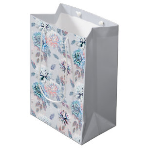 Elegant floral retro pattern. medium gift bag