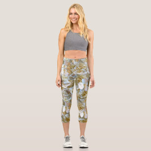 Elegant Floral Rose Petal Pattern Capri Leggings