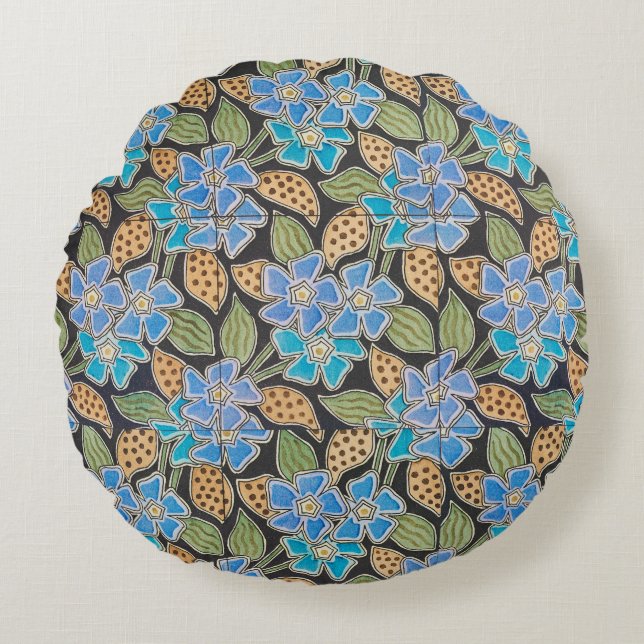 Elegant Flower Blue Periwinkle Floral Classic Round Cushion (Front)