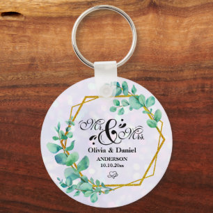 Elegant Geometric Gold Frame with Eucalyptus Leave Key Ring