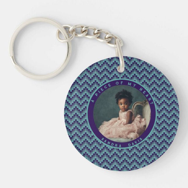 Elegant Gift Ideas Stripe Pattern Key Ring (Front)