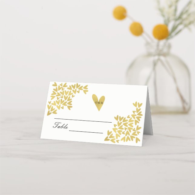 Elegant Gold Heart Pattern | Wedding Place Cards (Front)