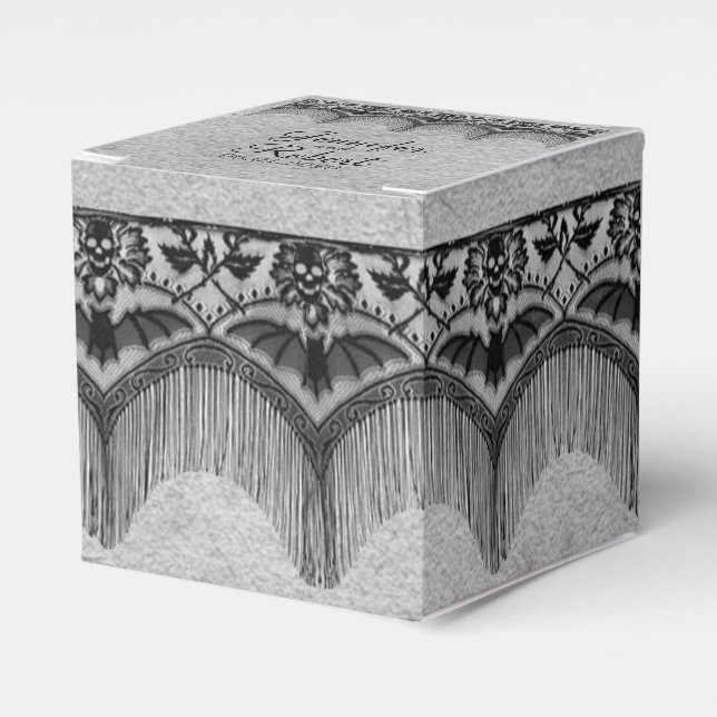 Elegant Gothic Lace Posh Wedding Favour Box (Front Side)