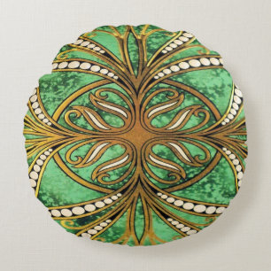Elegant Green and Gold Damask Pattern Round Cushion