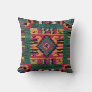 Elegant Green Kilim Pillows: Add Vintage Charm  Cushion