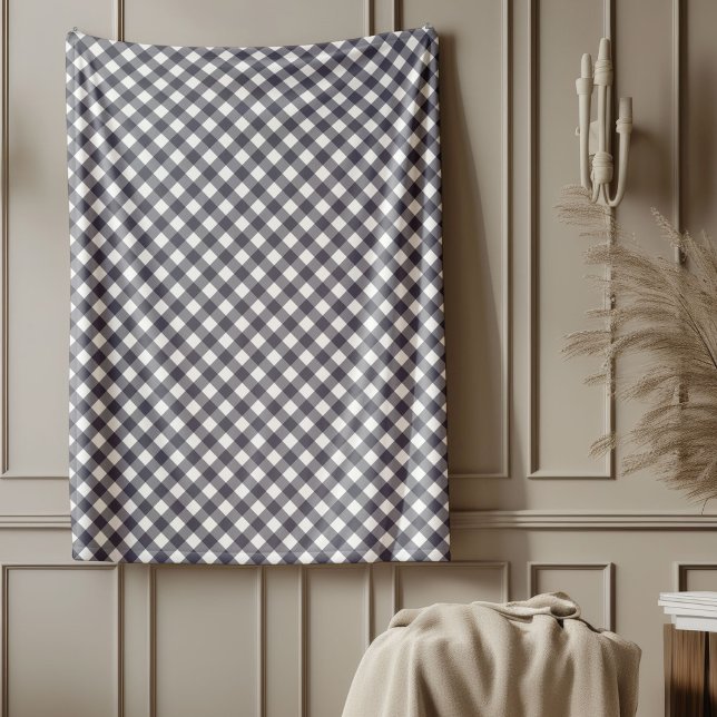 Elegant Grey Chequered Blanket for Home Decor (Elegant Grey Checkered Blanket for Home Decor)