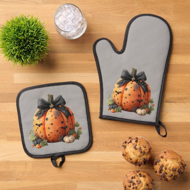 Elegant Halloween Pumpkin with Black Bow Oven Mitt & Pot Holder Set (Top Down)