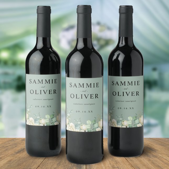 Elegant Magnolia Eucalyptus Personalised Wedding Wine Label (Elegant Magnolia Eucalyptus Personalized Wedding Wine Label)