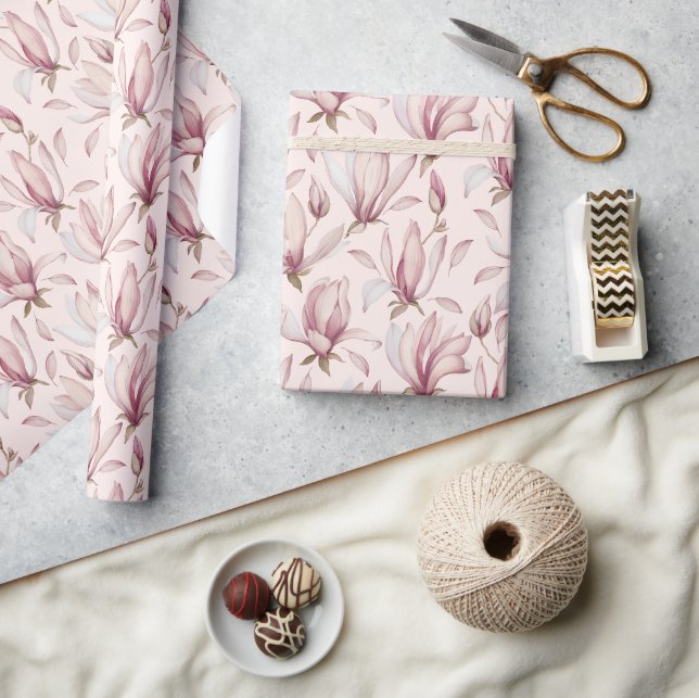 Elegant Magnolia Wrapping Paper (Crafts)