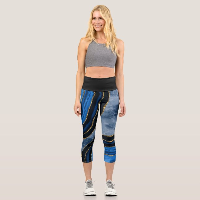 Elegant Malachite Gold Hearts Pattern Capri Leggings (Front)