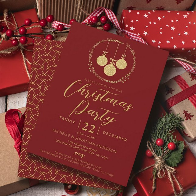 Elegant Maroon Gold Glitter Wreath Christmas Party Invitation (Elegant Maroon Gold Glitter Wreath Christmas Party Invitation)