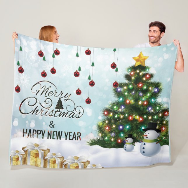 Elegant Merry Christmas Tree with Red berries Boll Fleece Blanket (In Situ)