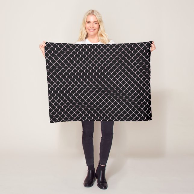 Elegant Modern Pink Fence Chain Pattern | Fleece Blanket (In Situ)