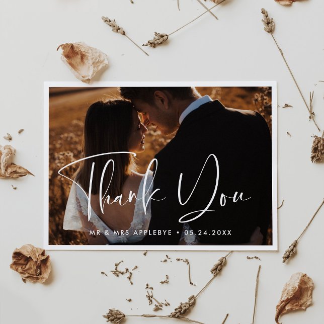 Elegant & modern wedding announcement (Creator Uploaded)