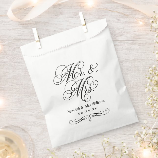 Elegant Mr and Mrs Black Script Custom Monogram Favour Bags (Clipped)