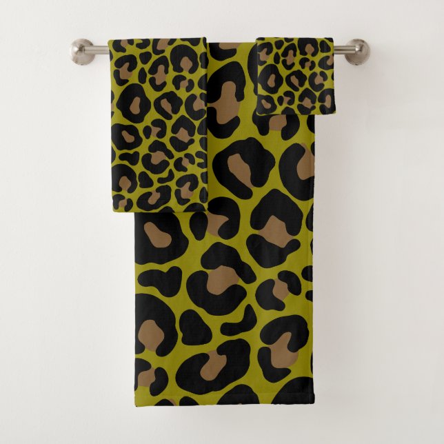 Elegant Olive Green Leopard Print Bath Towel Set (Insitu)