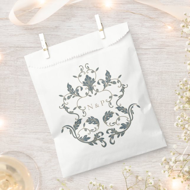 Elegant Ornate Wedding Favor Bag (Clipped)