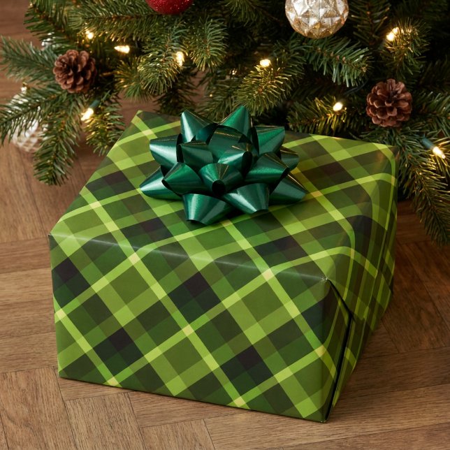 Elegant Pea Green Plaid Pattern Wrapping Paper (Elegant Pea Green Plaid Pattern Wrapping Paper)
