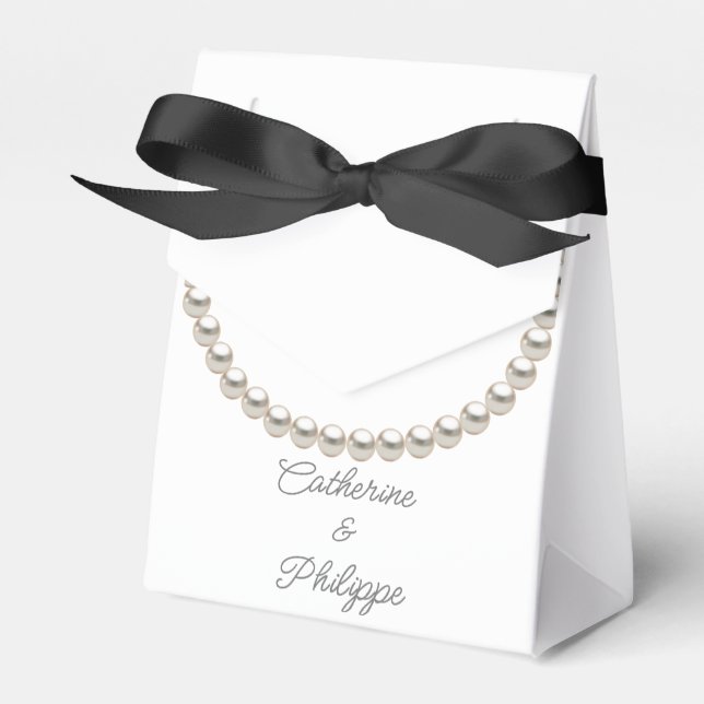 Elegant Pearl Wedding Favour Box (Front Side)