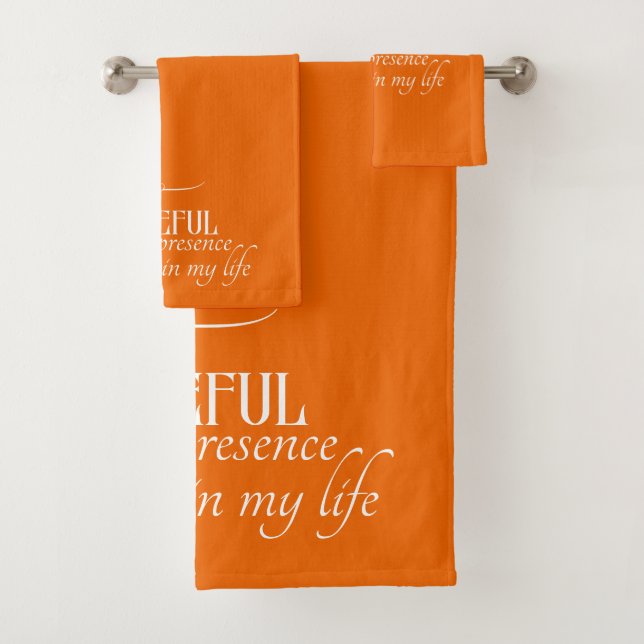 Elegant Personalised Grateful Autumn Thanksgiving Bath Towel Set (Insitu)