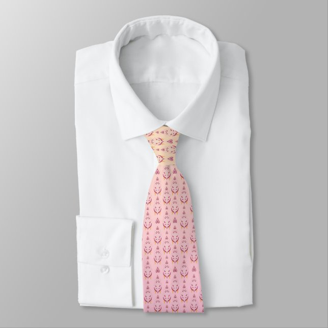 Elegant pinck tie  (Tied)