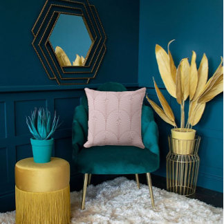 Elegant Pink Tiled Fan Design Cushion