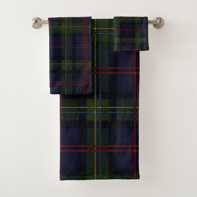 Elegant Plaid Green Purple Rustic Tartan Bath Towel Set (Insitu)