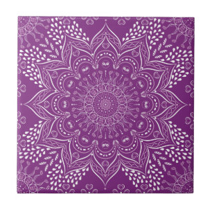 Elegant purple mandala tile