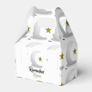 Elegant Ramadan Kareem Crescent Design Islamic Art Favour Box