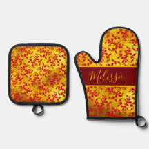 Elegant Red Damask and Gold Texture