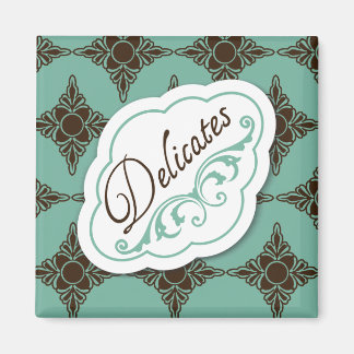 Elegant Regards "Delicates" Laundry Label Magnet