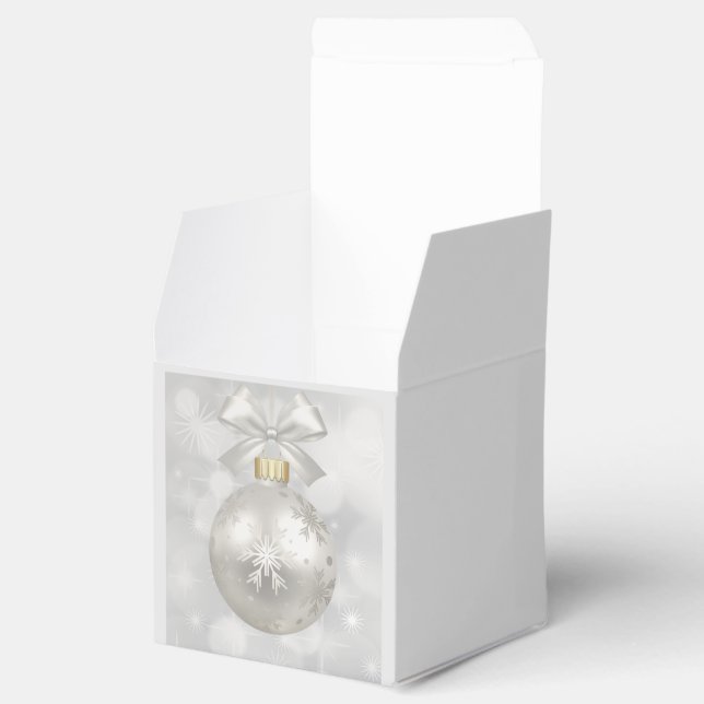 Elegant Silver Christmas Ball on Bokeh Lights Favour Box (Opened)