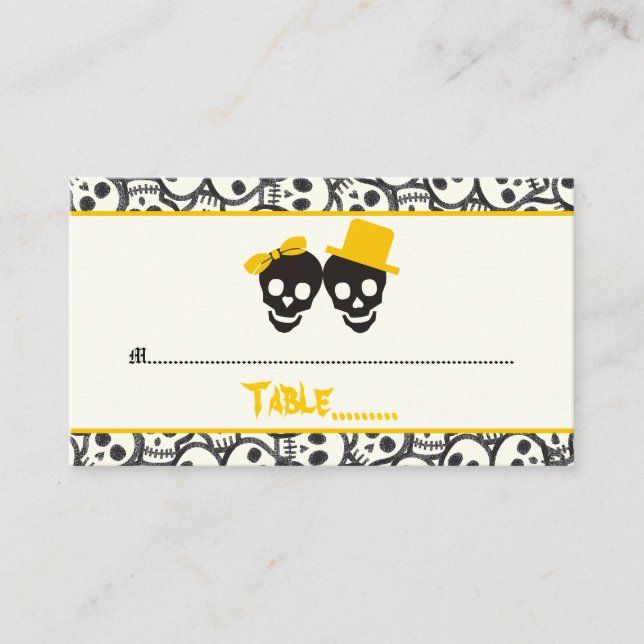 Elegant skulls Halloween yellow wedding place card (Front)
