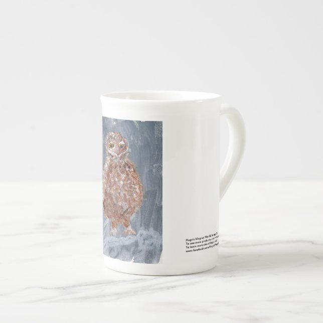 Elegant small owl with grey background mug (Front Right)