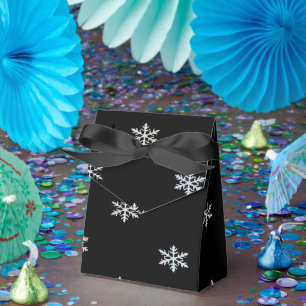 Elegant Snowflake Pattern Ice Winter Design Favour Box